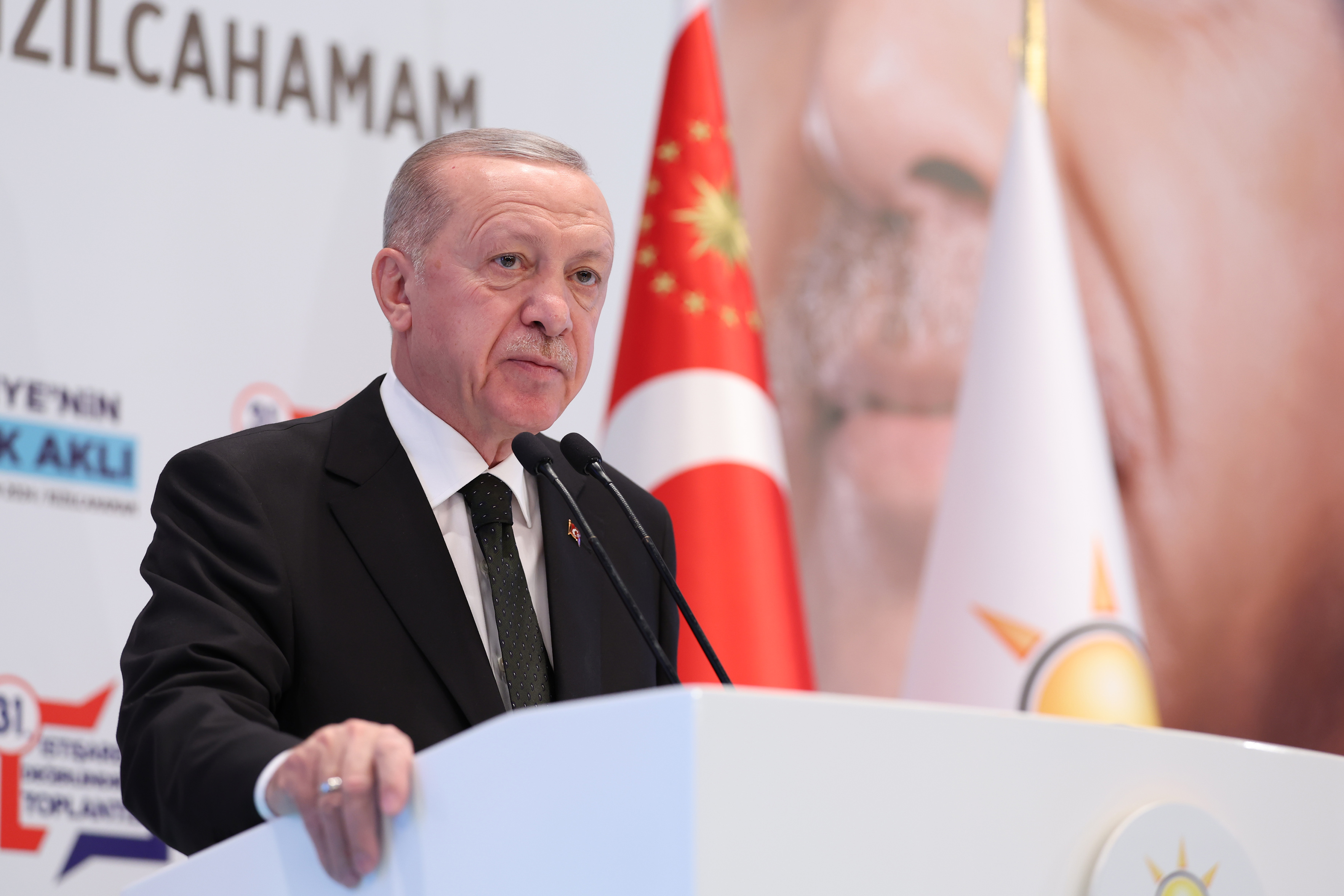 Cumhurbaşkanı Erdoğan: Özgür Özel'e bayramdan önce iadei ziyarette bulunacağım