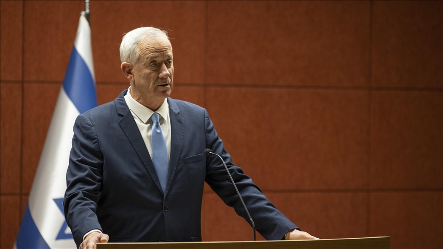 İsrail hükümetinde çatlak! Benny Gantz istifa etti