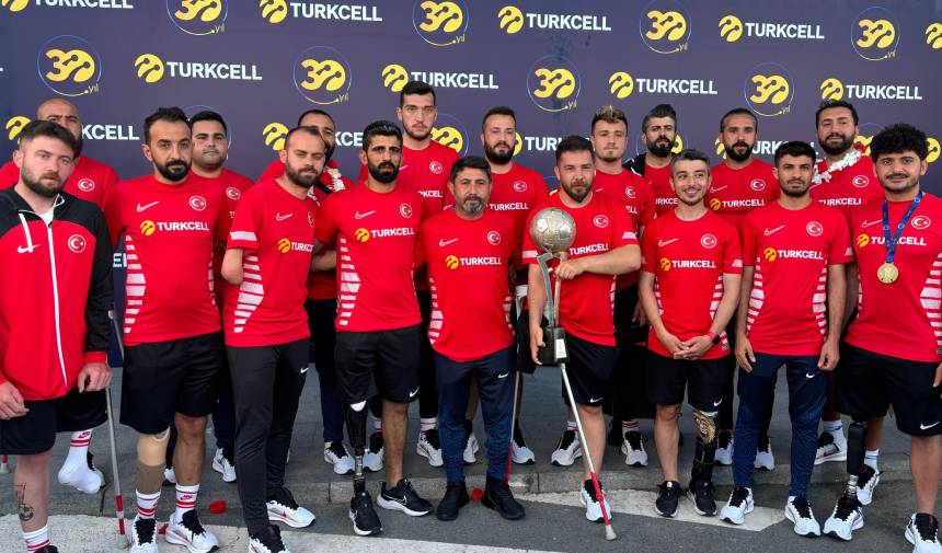 Avrupa şampiyonu Ampute Milli Futbol Takımı yurda döndü