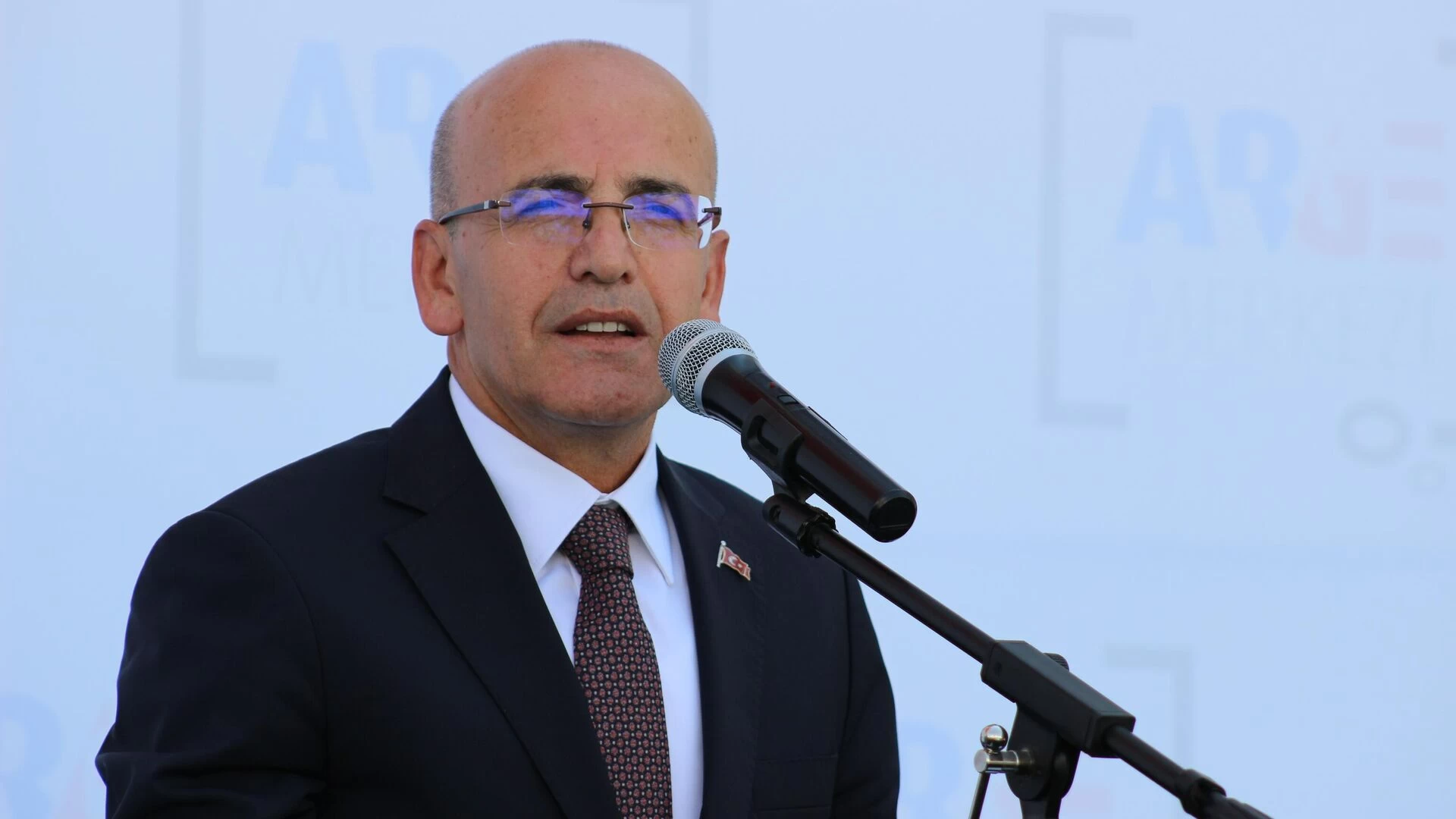 Bakan Şimşek: Türkiye, uluslararası yatırımlar için önemli bir merkez olacak