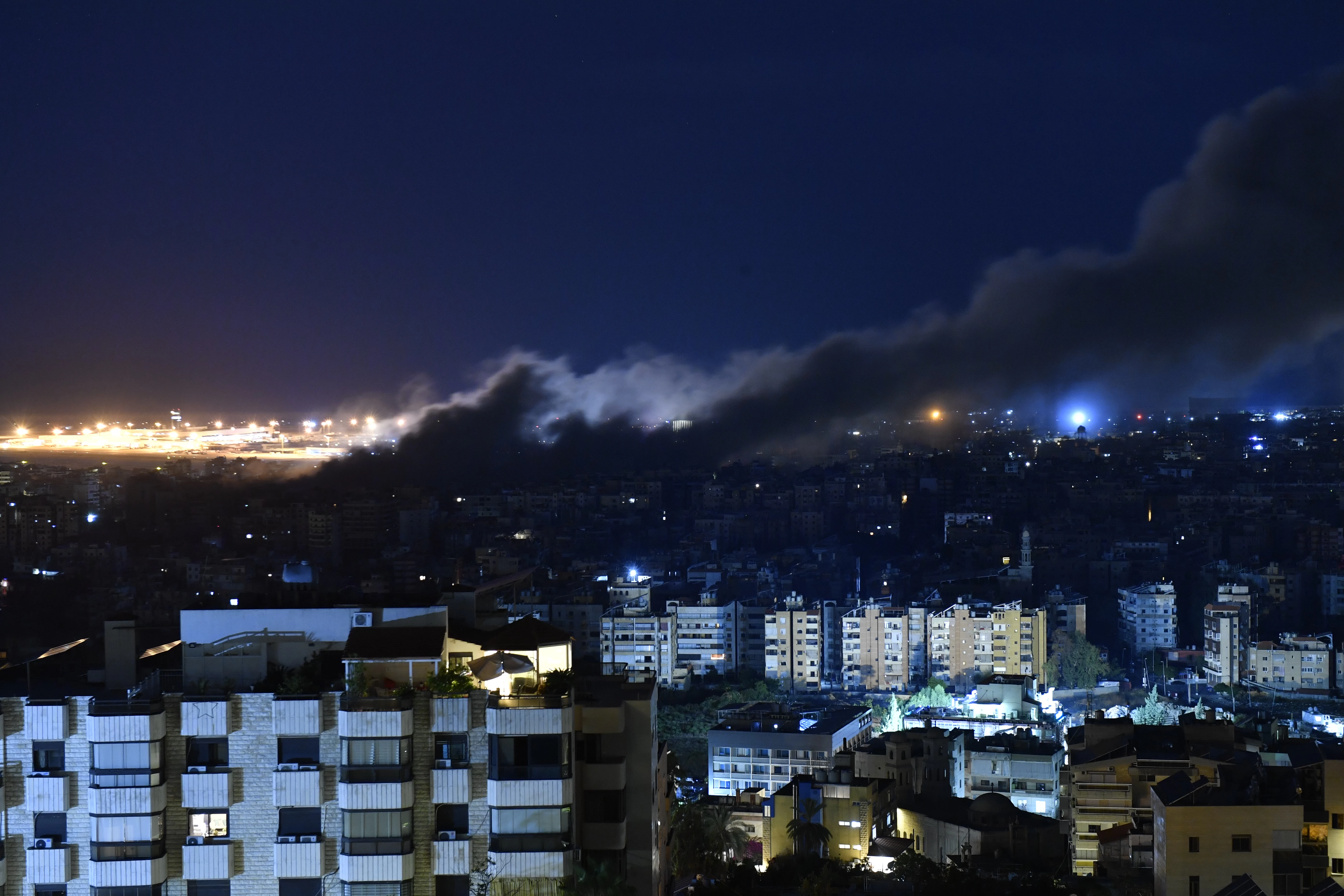 İsrail ordusu, Beyrut'un güneyini vurmaya başladı