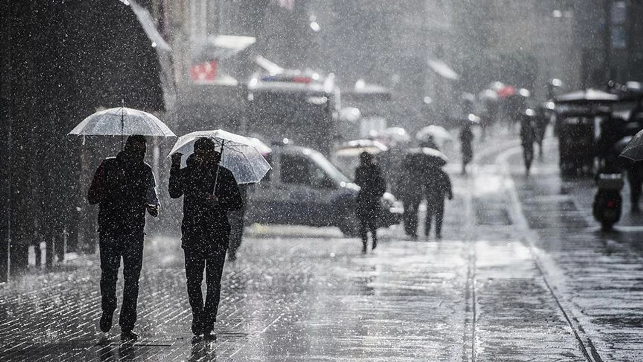 Meteoroloji'den 16 kente sarı kodlu sağanak ve kar uyarısı