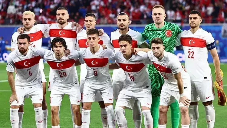 Türkiye, Karadağ'da liderlik için hazır: Muhtemel 11'ler belli oldu!