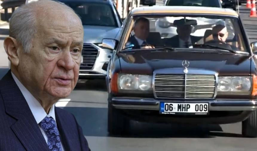 MHP Lideri Bahçeli, Atatürk’ün en sevdiği şarkı eşliğinde Ankara turu yaptı