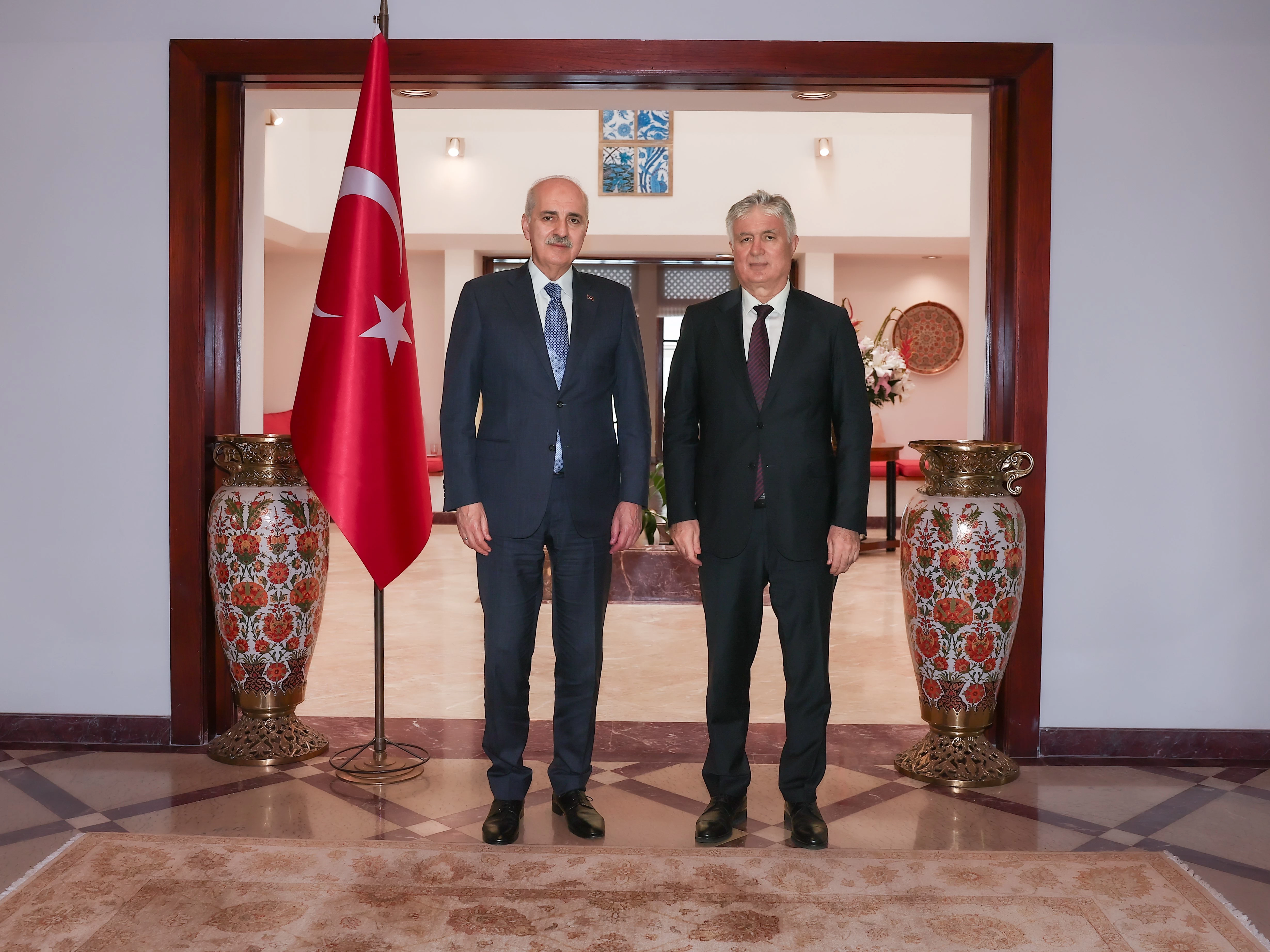 TBMM Başkanı Kurtulmuş, Türkiye’nin Brasilia Büyükelçisi Akça ile görüştü