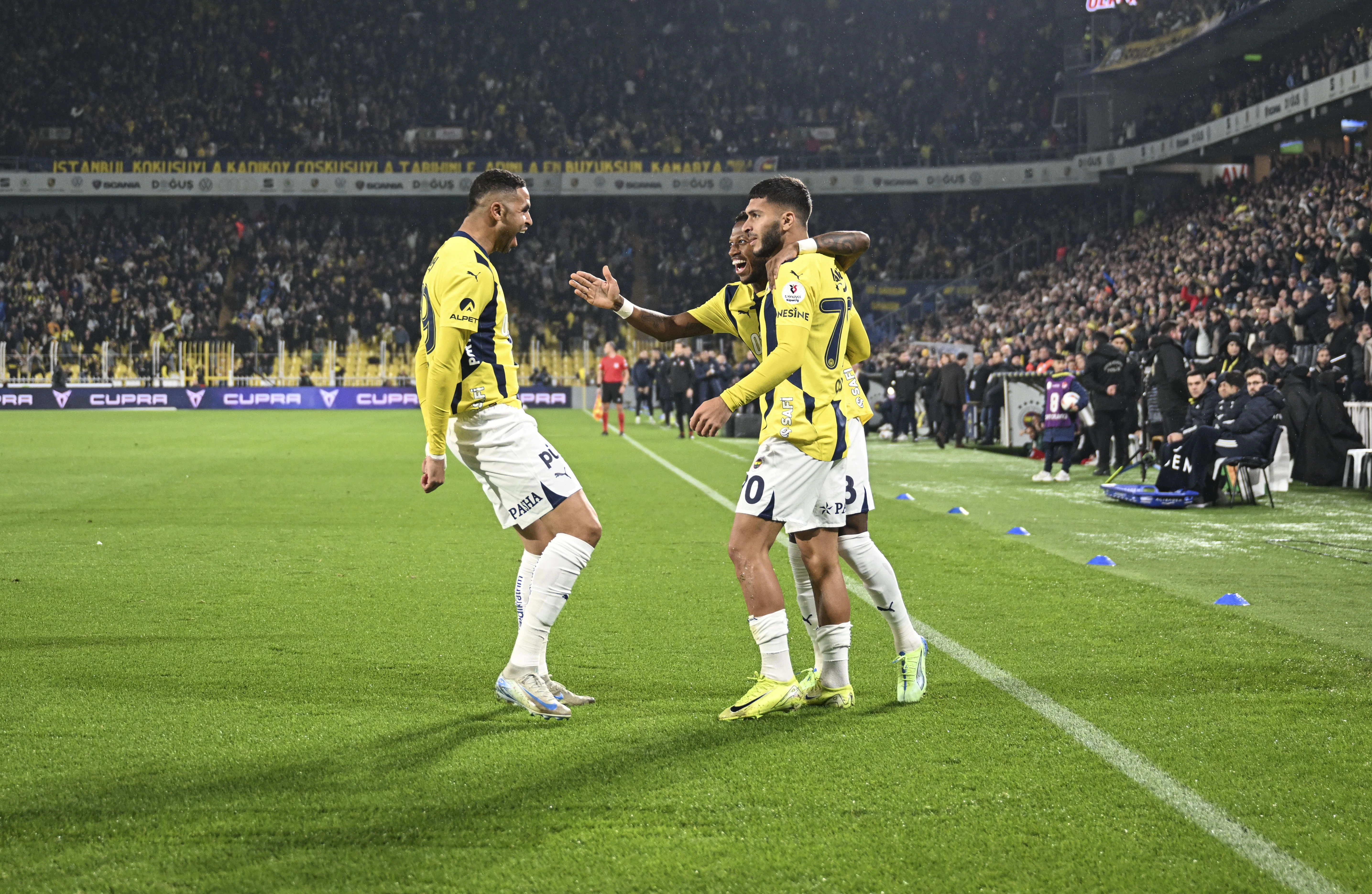 Fenerbahçe, Gaziantep FK karşısında 3 puanı 3 golle aldı