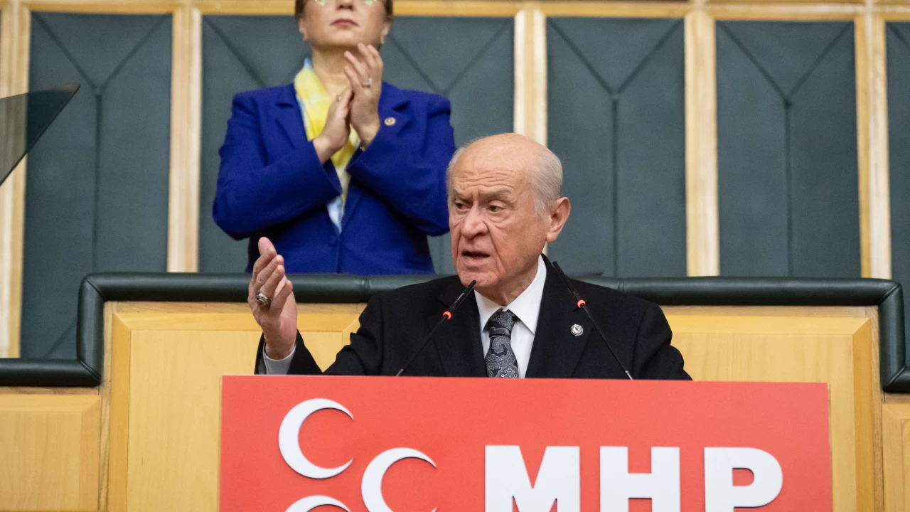 MHP Lideri Bahçeli’den sert uyarı: "Yeni cunta hedefindeyseniz..."