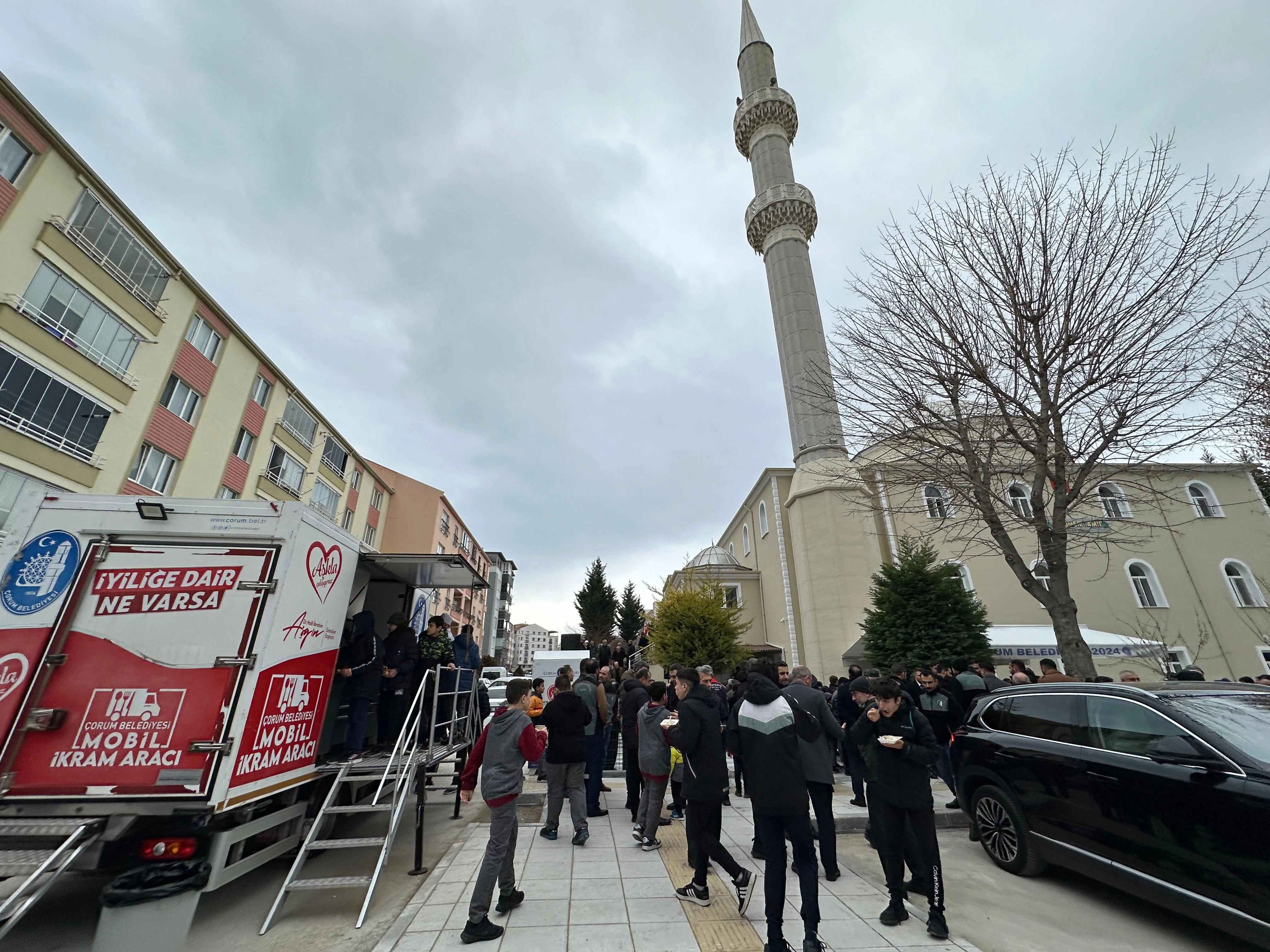 Tadilatı tamamlanan Hz. Ömer Cami ibadete açıldı