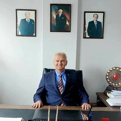 MHP'li Galip Uluçam: Çeşme'yi kim yönetiyor?