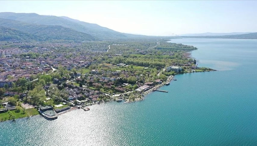 Sapanca Gölü'nde su seviyesi 30 metreye yükseldi