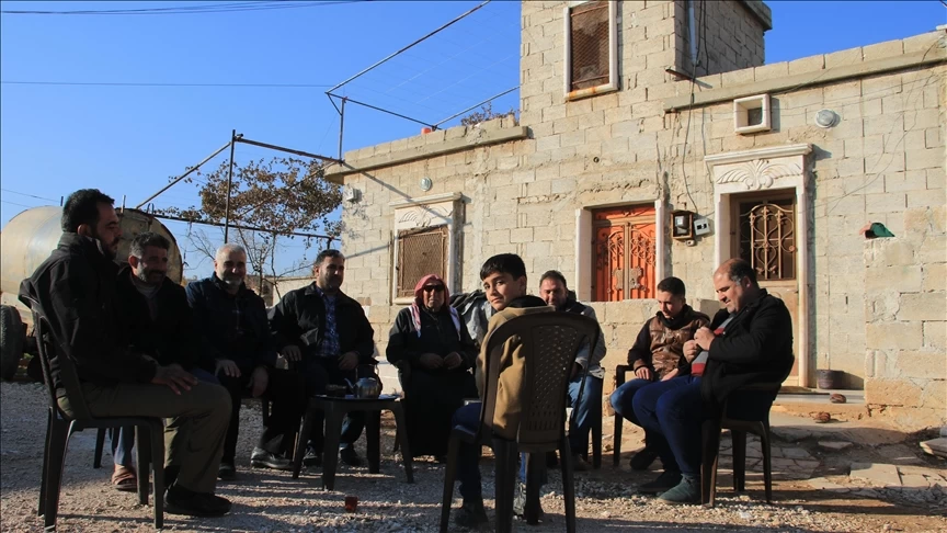 Tel Rıfat'tan göçe zorlanmışlardı! Suriyeliler memleketlerine dönüyor