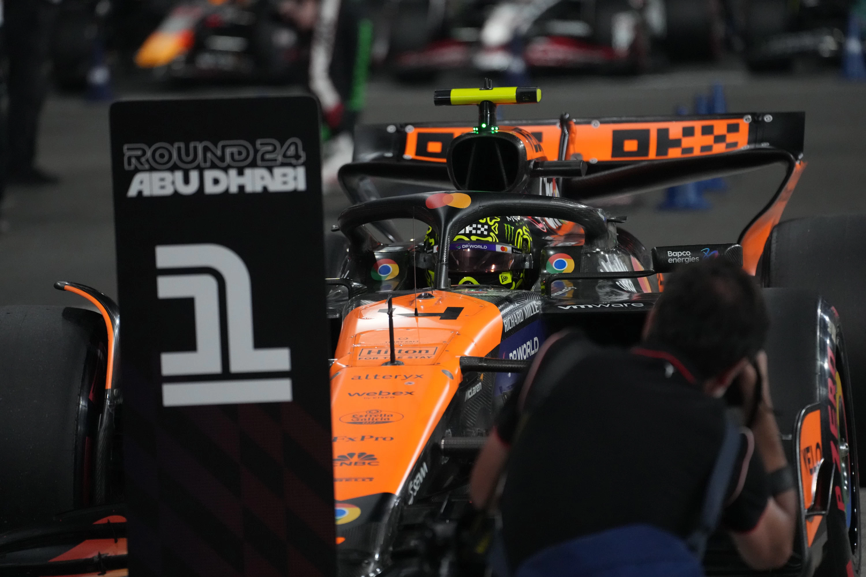 Lando Norris Abu Dabi Grand Prix'sinde pole pozisyonunu aldı