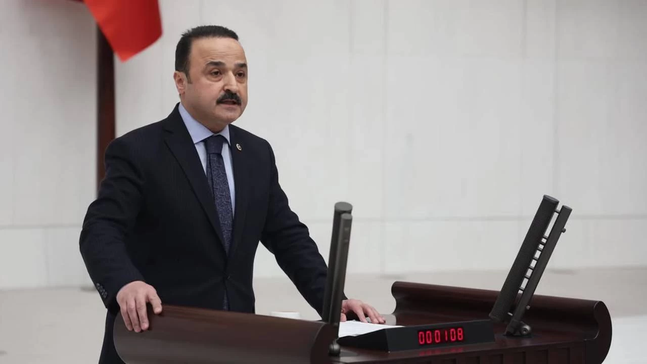 MHP'li Naci Şanlıtürk'ten sigortacılık için 'çatı yasa' çağrısı