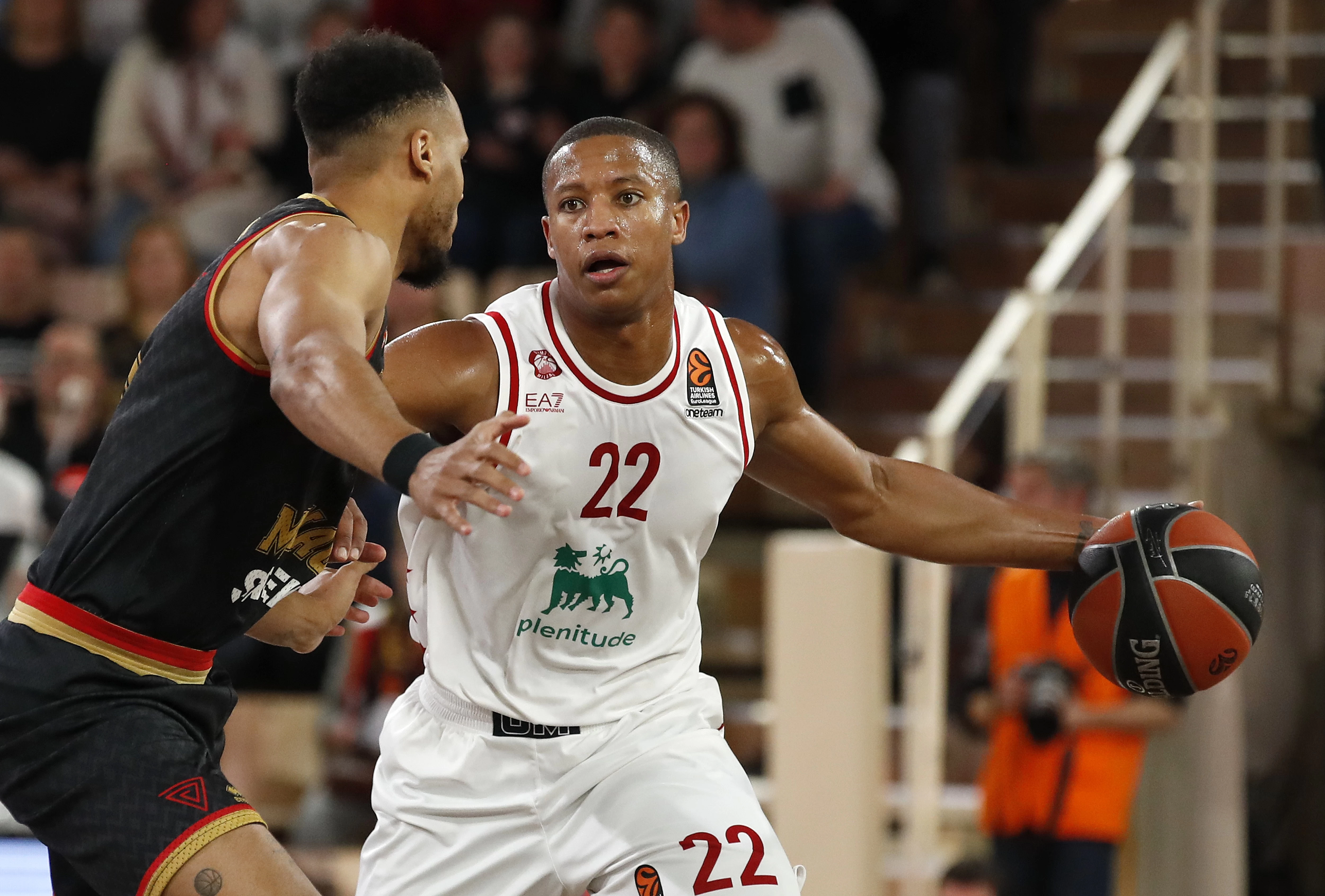 Fenerbahçe Beko, Devon Hall ile anlaştı