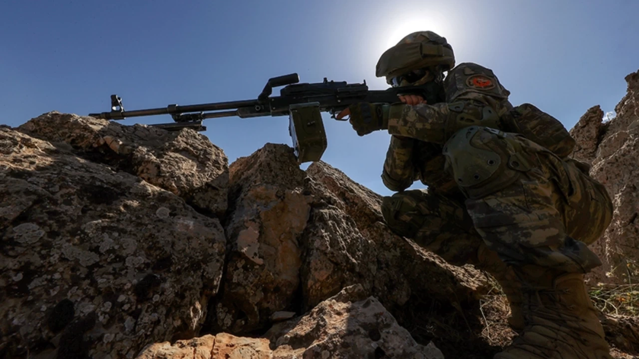 Irak'ın kuzeyinde terör operasyonu: 5 PKK'lı etkisiz
