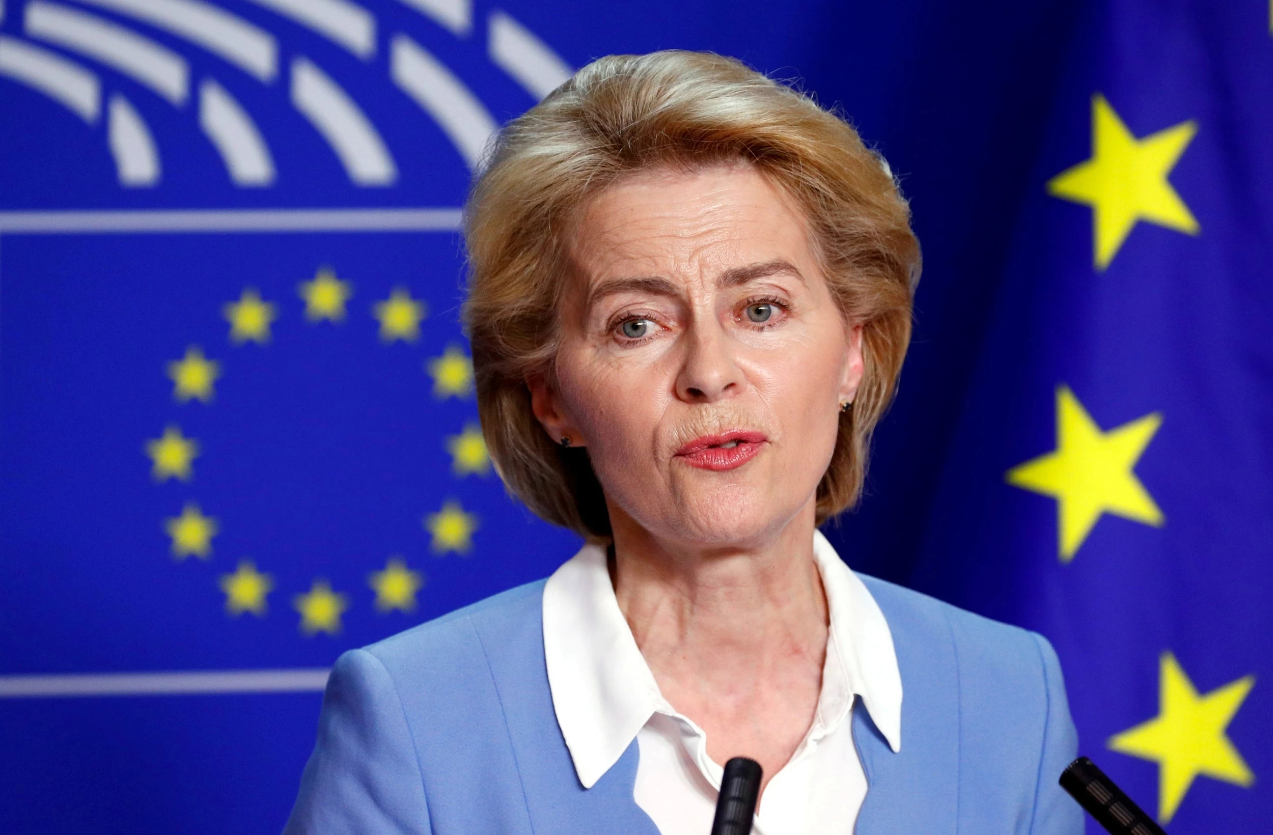 Ursula Von Der Leyen, Avrupa Parlamentosu'nda tekrar Avrupa Komisyonu başkanı seçildi!