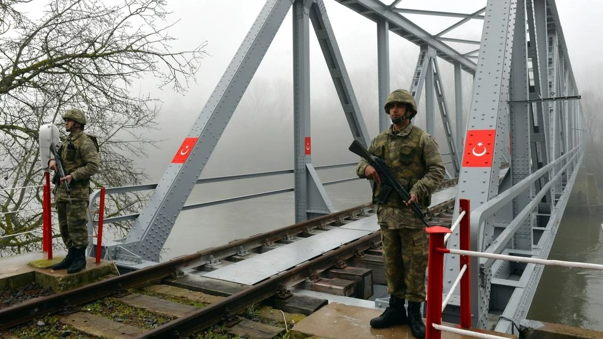 Yunanistan'a kaçmaya çalışan terörist yakalandı