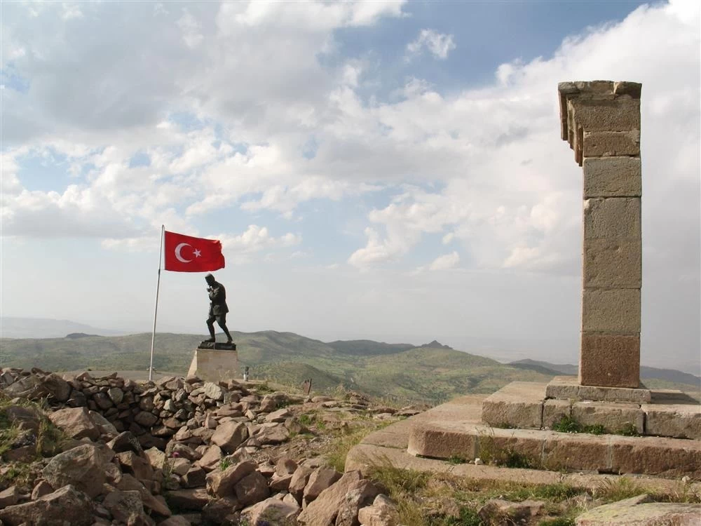 Başkomutan Tarihi Milli Parkı 30 Ağustos ruhuyla ziyaretçilerini bekliyor