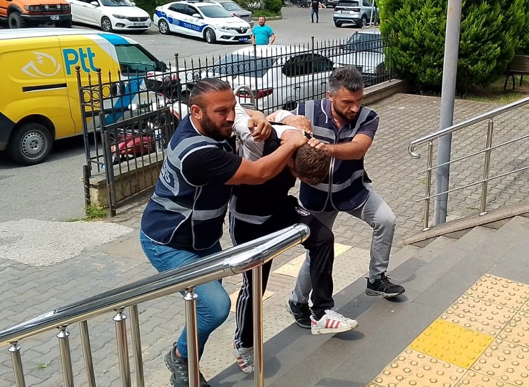 Zonguldak'ta bıçaklı kavgada ağır yaralanan genç öldü