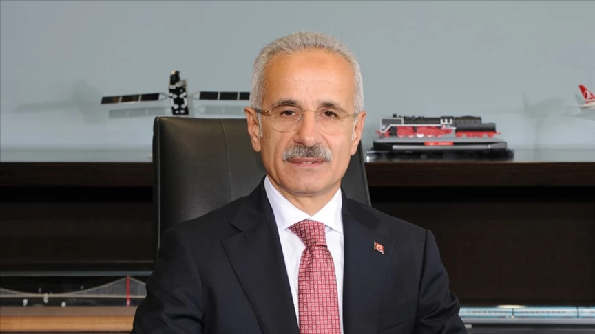 Bakan Uraloğlu: Instagram kurallara uymadığı için erişim engeli getirdik