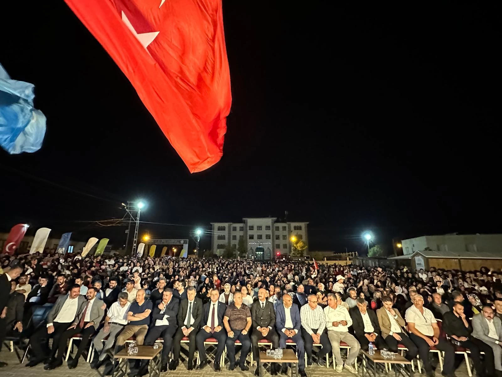 Ülkü Ocakları Gaziantep İl Başkanlığı’ndan “Yalnız değilsin Konseri”