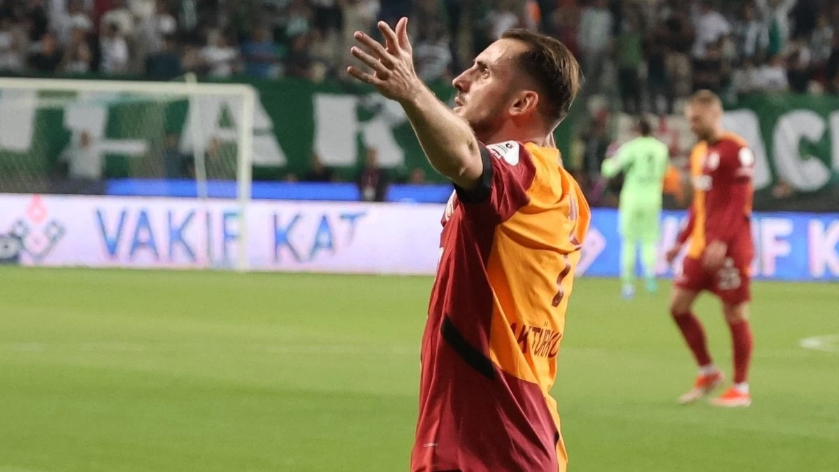 Kerem Aktürkoğlu, Sneijder’in izinde