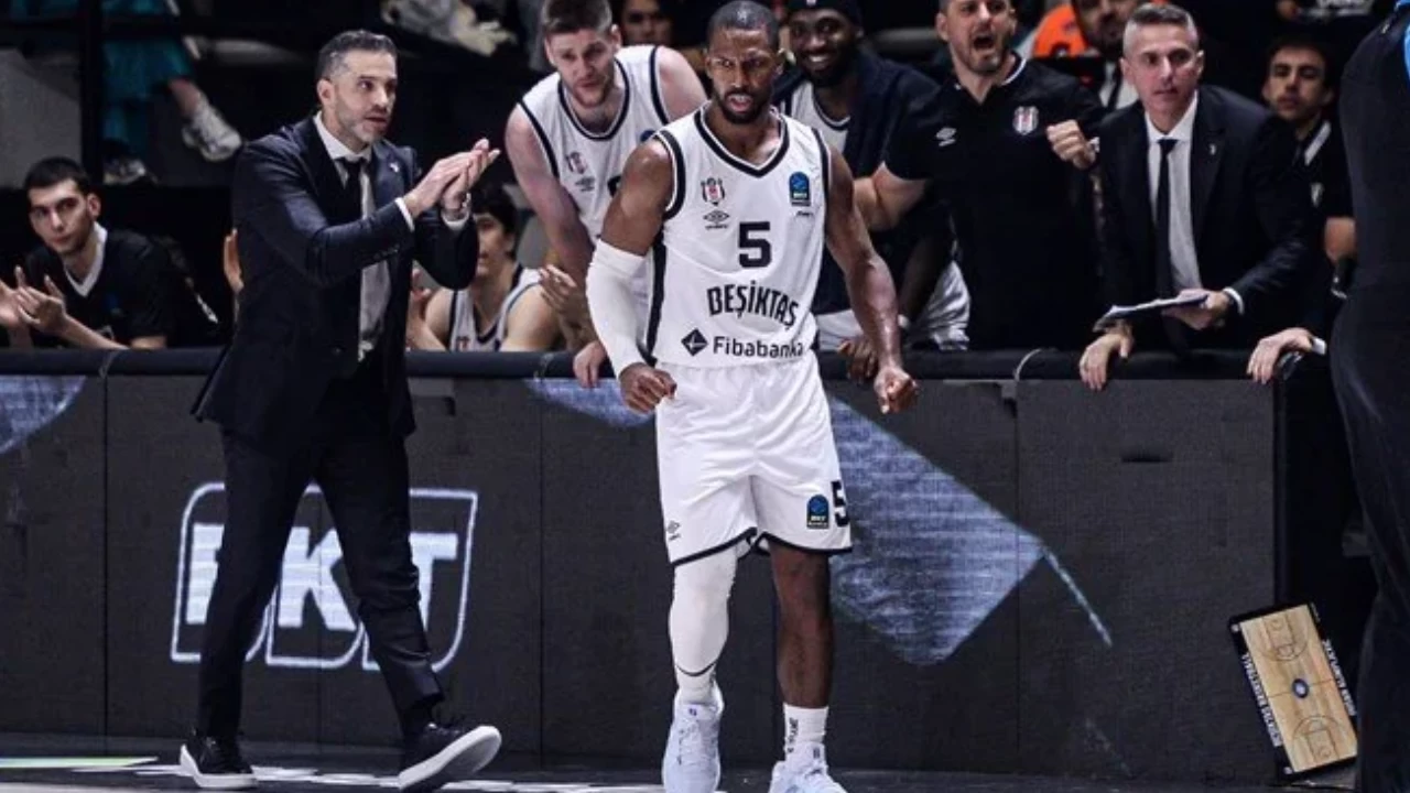 Beşiktaş-Hapoel Tel Aviv maçı İstanbul'dan alındı