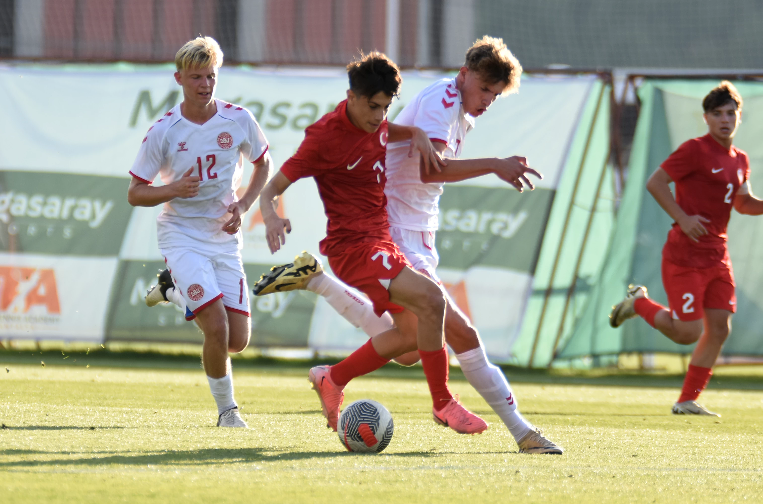 Türkiye U16 Milli Takımı, Danimarka'yı 4-2 mağlup ederek zafere ulaştı