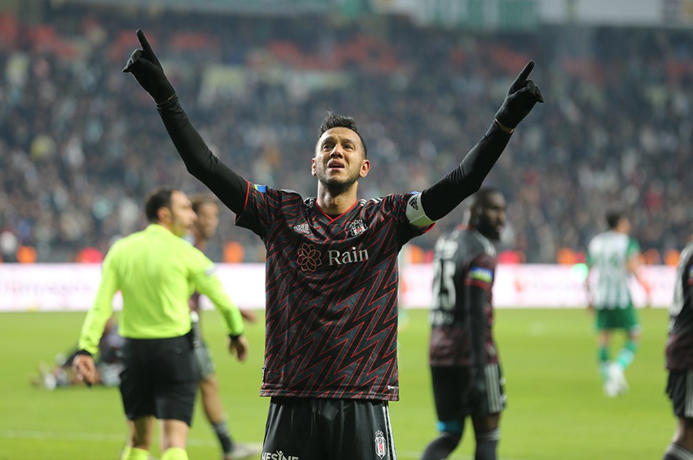 Dehşeti yaşattılar: Josef de Souza'ya silahlı saldırı  - 3. Foto