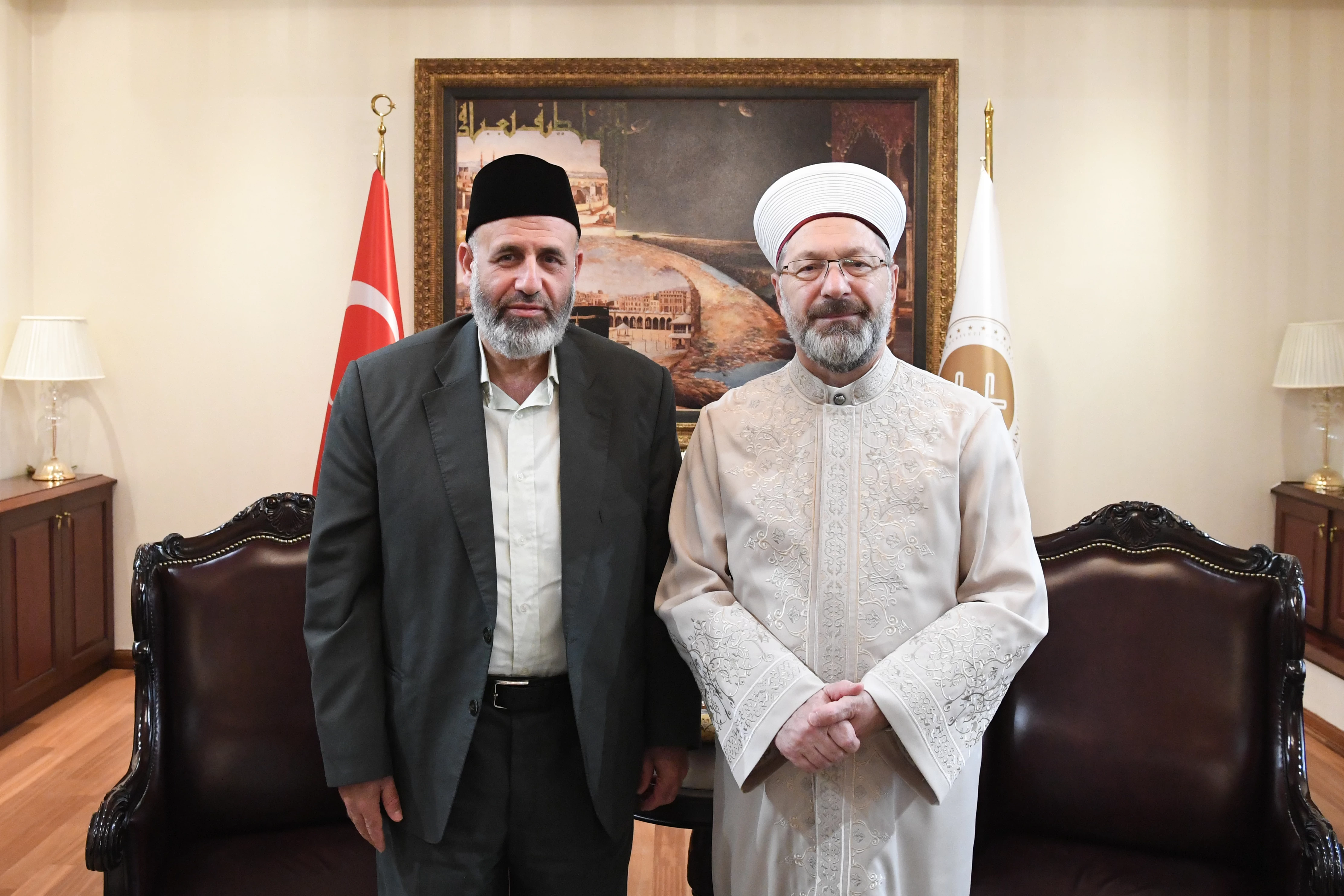 Diyanet İşleri Başkanı Erbaş, Filistinli Alimler Birliği Başkanı Tekruri'yi kabul etti