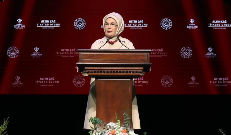 Emine Erdoğan: Koruyucu aile yanındaki çocuk sayımız 10 bin 430'a yükseldi