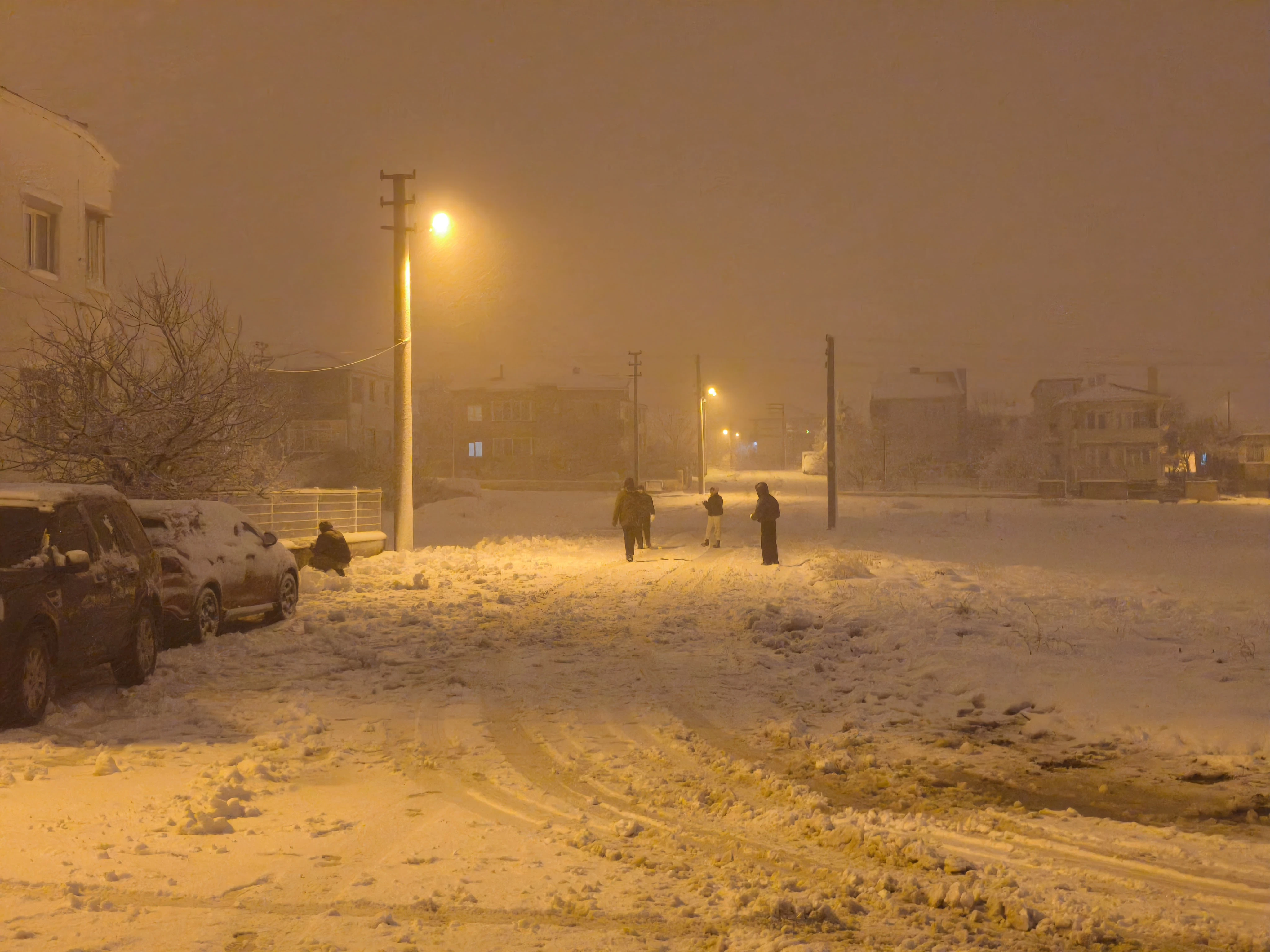 Meteoroloji uyarmıştı! Kar yağışı şiddetini artırdı