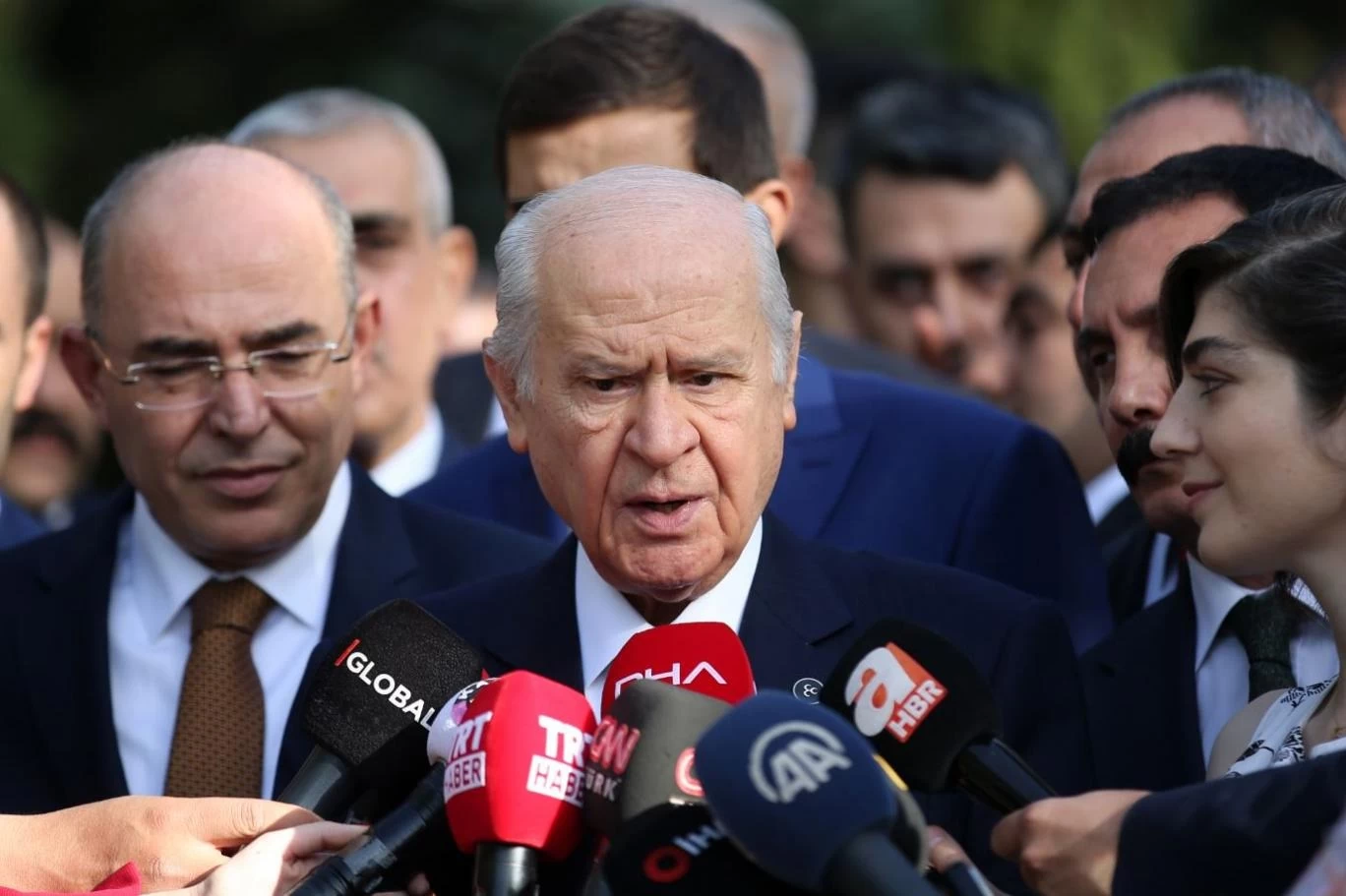 MHP Lideri Bahçeli, gazetecilere DEM heyeti temaslarını değerlendirdi!